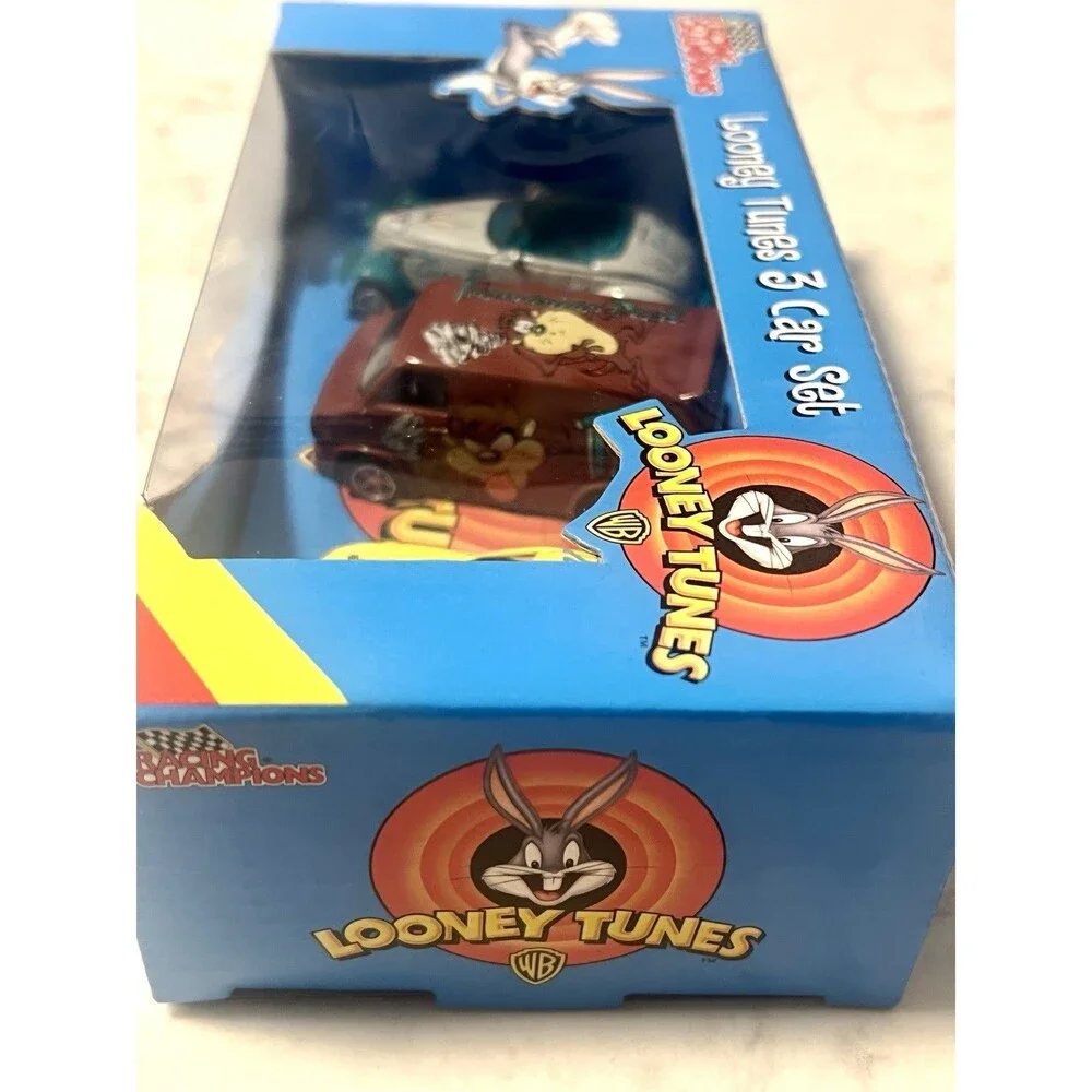 Vintage 2002 Racing Champions Looney Tunes 3 Car Set Bugs Bunny Taz Tweety NEW